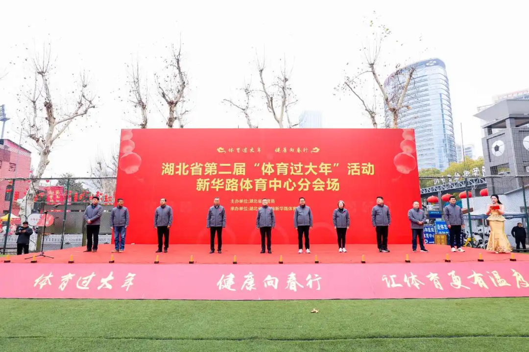 不仅吸引了 不仅吸引了